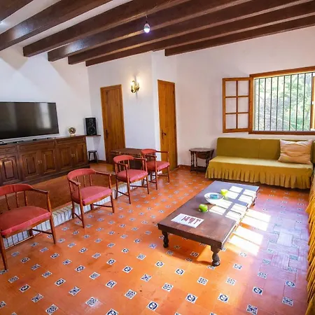 Catalunya Casas: Spacious Vera Up To 24 Guests, A Short Drive To Blanes! 别墅 赫罗纳