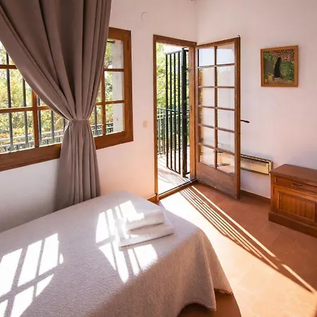 Catalunya Casas: Spacious Vera Up To 24 Guests, A Short Drive To Blanes! * Gerona