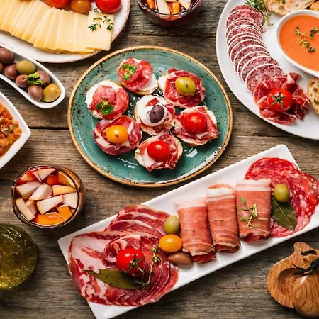 Catalunya Casas: Spacious Vera Up To 24 Guests, A Short Drive To Blanes! Villa *