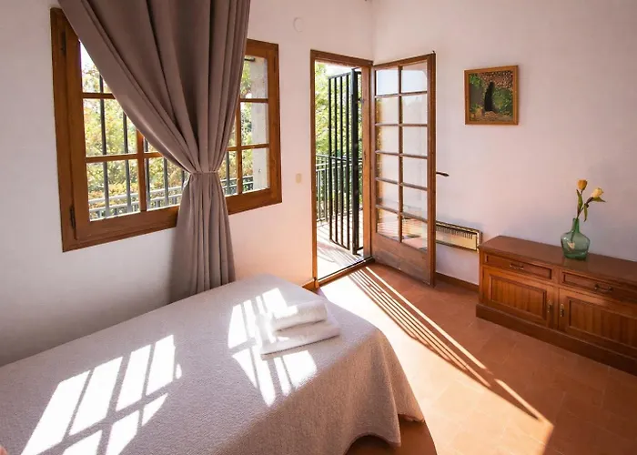 Catalunya Casas: Spacious Vera Up To 24 Guests, A Short Drive To Blanes! * Gerona