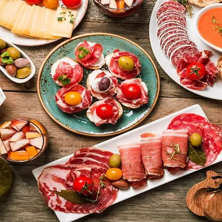 Catalunya Casas: Spacious Vera Up To 24 Guests, A Short Drive To Blanes! *